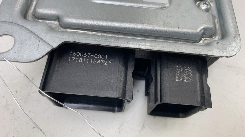 103676700A ⭕ 2016-2020 Tesla Model X Safety Restraint Control Module Computer 1036767-00-A