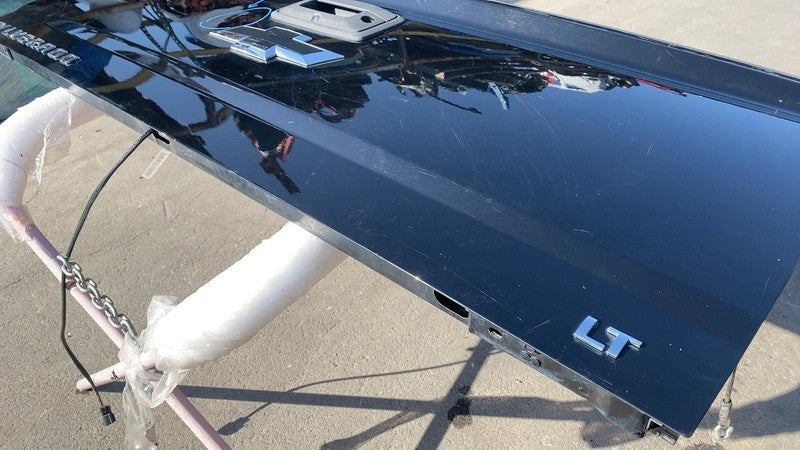 2015-2019 CHEVY SILVERADO 1500 TRUNK LID TAILGATE W/ CAMERA OEM Lid Bl