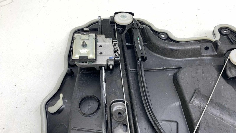 1096623-00-H ⭕ 2017-2023 Tesla Model 3 Rear Right Door Window Regulator & Motor 1096623-00-H