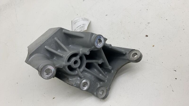2016-2020 Tesla Model X Rear Right Engine Motor Mount Support Bracket Assembly