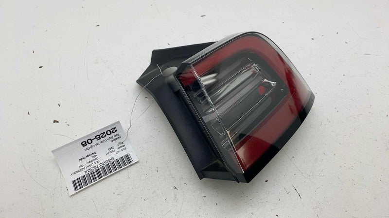 150208700D ⭕ 21-24 Tesla Model Y Rear Right Taillight Outer Lamp On Quarter RH 1502087-00-D