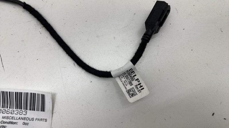 ⭕ 17-23 Model 3 Center Console Front USB Hub Charger Control Module 10