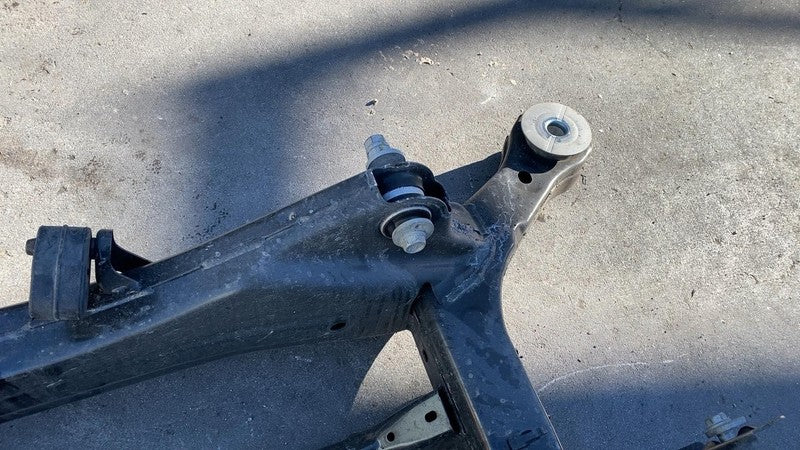 20226516150 2017-2024 Chrysler Pacifica Rear Undercarriage Subframe Crossmember Cradle FWD