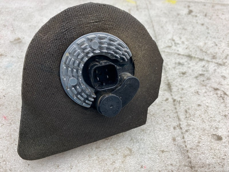 1067473 00 H ⭕2012-2020 Tesla Model S Coolant Auxiliary Water Pump Foam Isolated 1067473-00-H