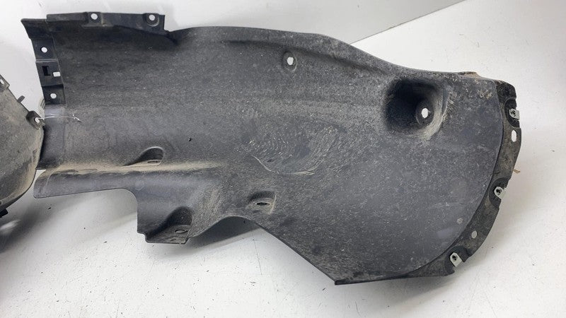 PT00558159A ⭕ 2025 Rivian R1S Rear Right Quarter Wheelhouse Liner Splash Shield PT00558159-A