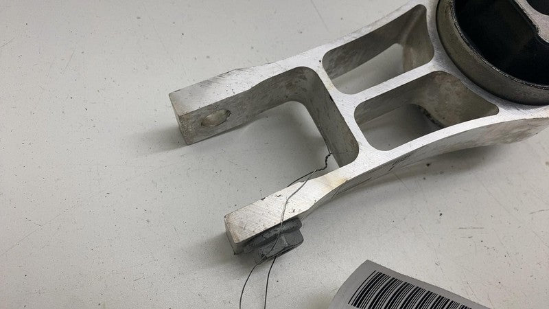 68224737AB ⭕ 2017-2025 Chrysler Pacifica Engine Motor Torque Strut Mount Bracket 68224737AB