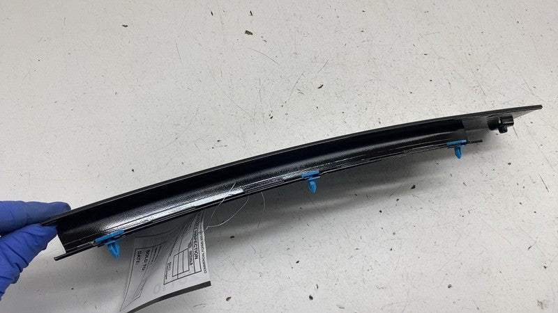 PT00012118-J ⭕ 2022-2025 Rivian R1S Front Right Side Door Moulding Trim Panel PT00012118-J