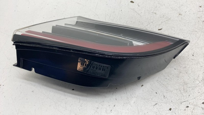 ⭕ 17-23 Model 3 Rear Right Inner Taillight LED Tail Lamp (3-Pin) RH 10