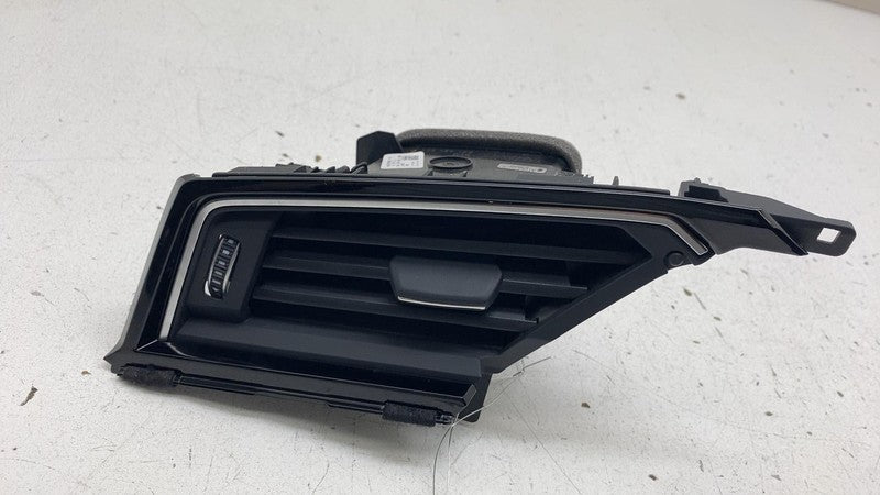 ⭕ 2019-2023 Audi E-Tron Dash Dashboard Outer A/C Air Vent Grille Left