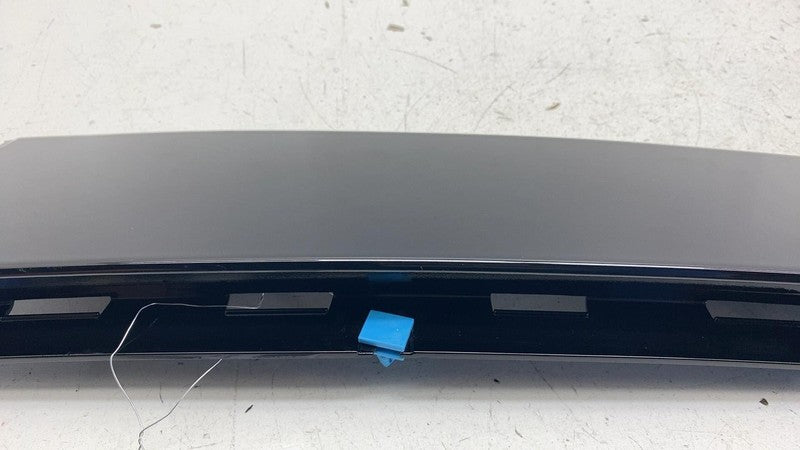 PT00012118-J ⭕ 2022-2025 Rivian R1S Front Right Side Door Moulding Trim Panel PT00012118-J