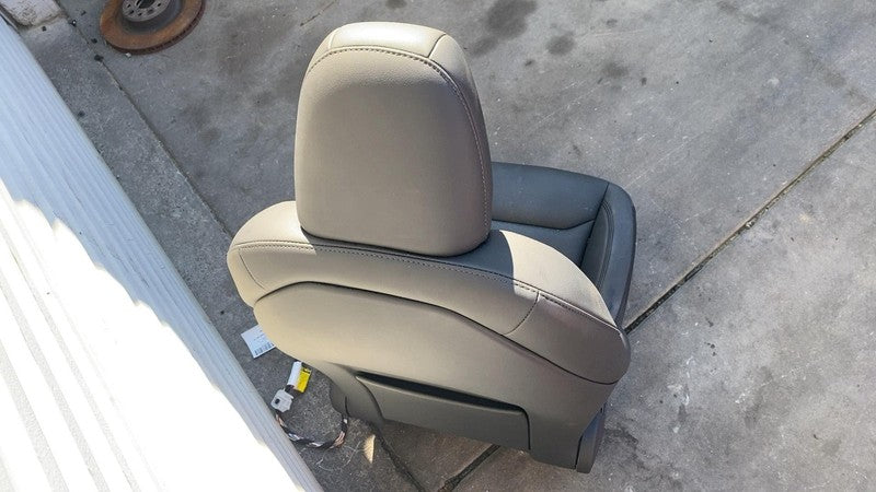 ⭕ 24-25 Model 3 Front Driver Seat w/ Rail Track & Control Switch + Buckle Left