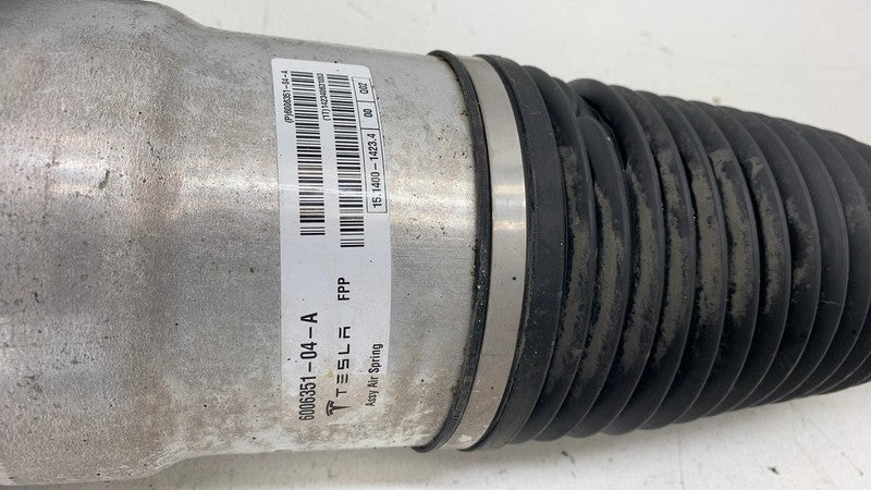 600635104A ⭕ 12-15 Tesla Model S Front Right Air Spring Module Shock Absorber 6006351-04-A