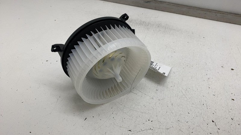 LB580003 ⭕ 17-24 Chrysler Pacifica Front Airconditioner AC Heater Blower Motor LB580003
