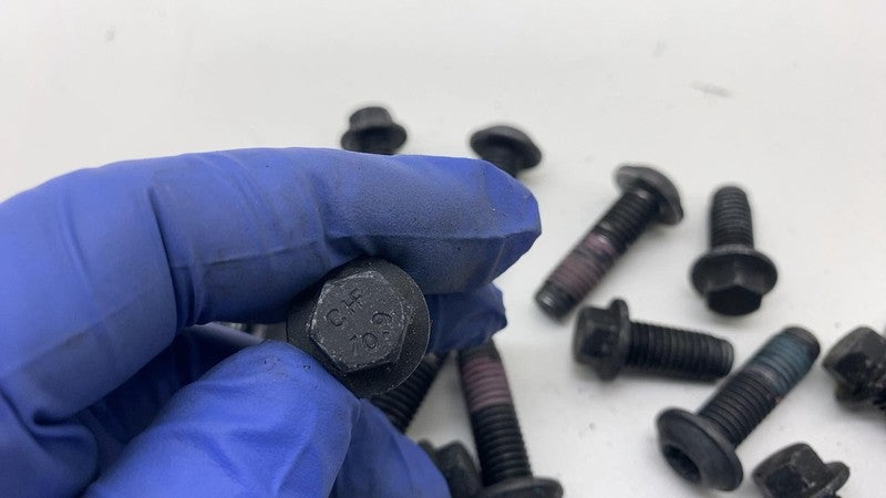 2016-2020 Tesla Model X SET of Bolt Screw
