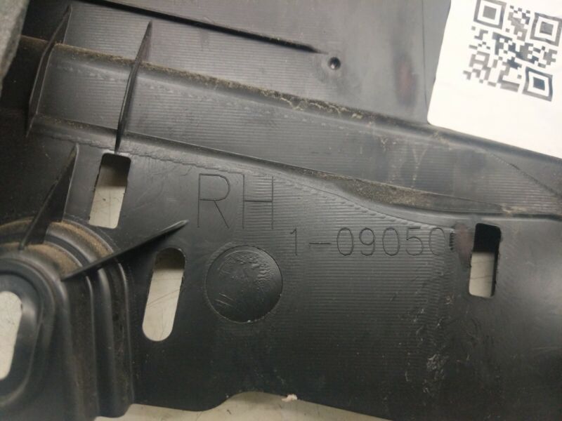 1035971-00-E ⭕16-20 Model X Passenger Side Right B-Pillar Lower Trim Cover Panel 1035971-00-E
