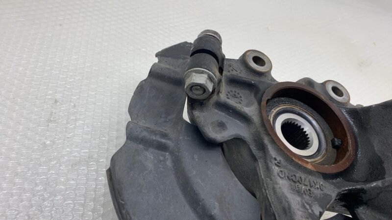 BV613K170CND 2013-2018 Ford C-Max Front Passenger Spindle Knuckle Hub + Dust Shield Right FWD