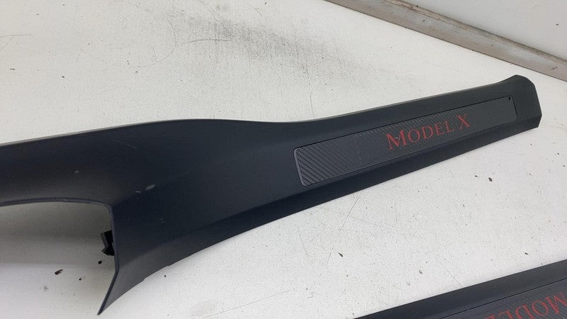 ⭕ 16-20 Model X Front Left/Right Door Scuff Plate Trim 1035985-00-G/10
