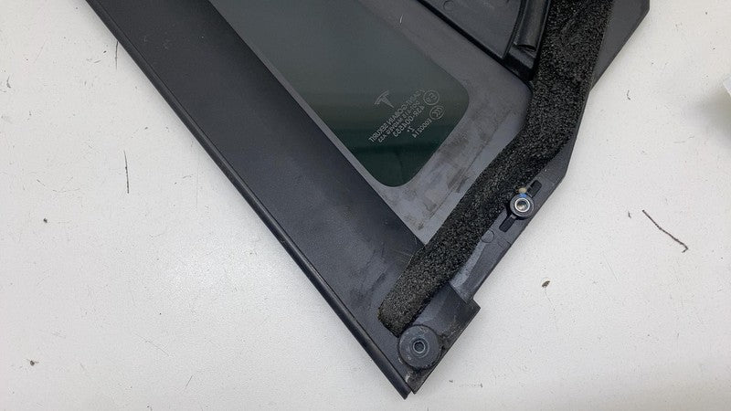 E9 43R-004553 ⭕ 2016-2020 Tesla Model X Rear Passenger Side Door Quarter Fixed Glass Right RH