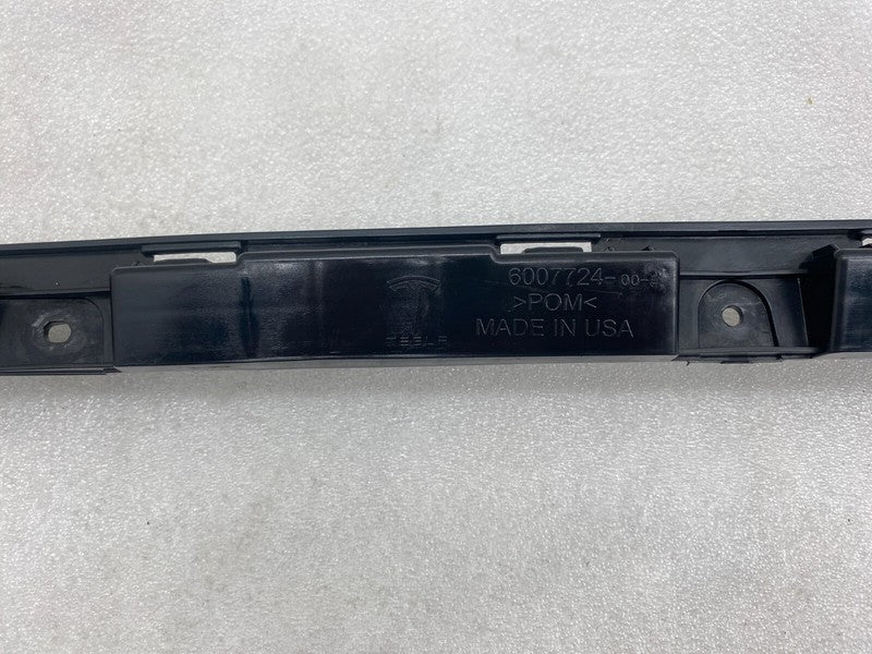 600772400F ⭕ 12-25 Model S Rear Body Attachment Bumper Center Support Bracket 6007724-00-F