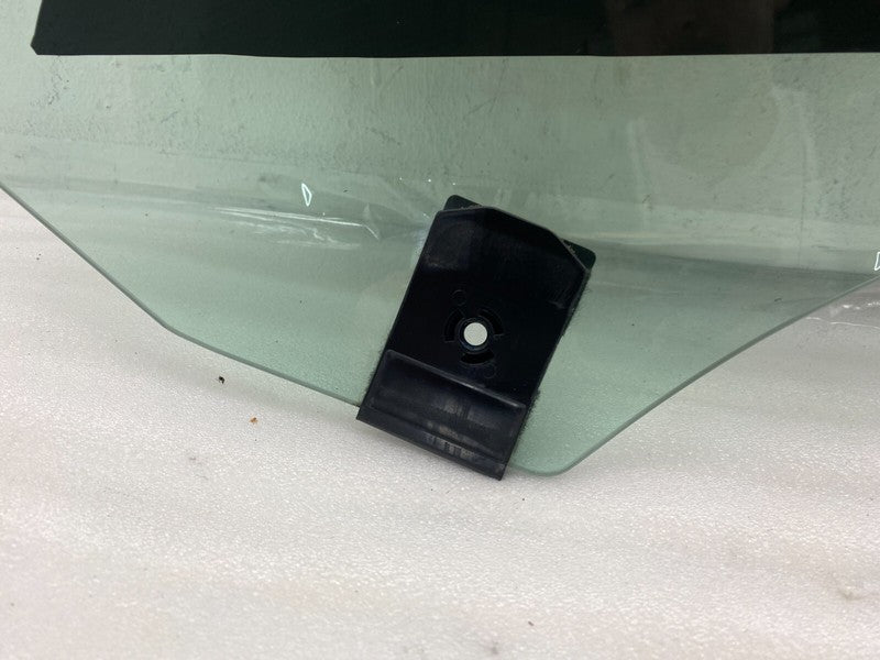 43R-004530 ⭕ 17-19 Tesla Model 3 Front Passenger Door Window Glass Right RH (Single Pane)