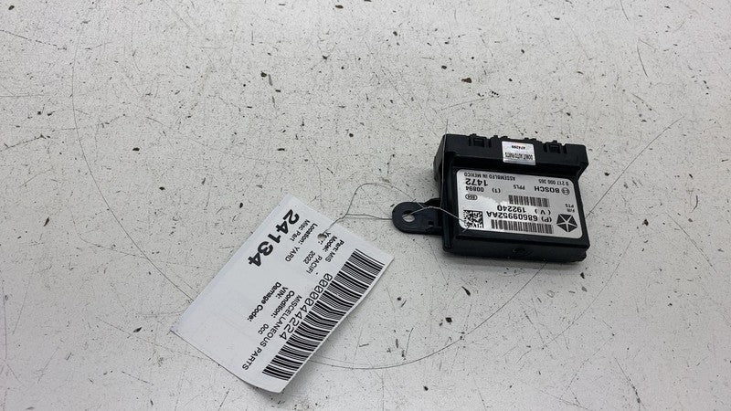 68609952AA ⭕ 17-24 Chrysler Pacifica Parking Park Assist Computer Control Module 68609952AA