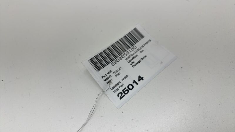 105501800D ⭕16-23 Model X Rear Right Falcon Upper Door Middle Trim Panel Cover 1055018-00-D