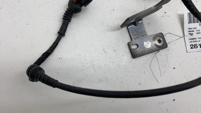 PT00084364 C ⭕ 2025 Rivian R1S Front Left Anti Lock ABS Speed Sensor w/ Bracket PT00048097-G