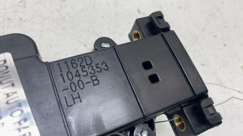 ⭕ 21-23 Model X Front Left Door Pop Actuator Control Unit Module LH 10
