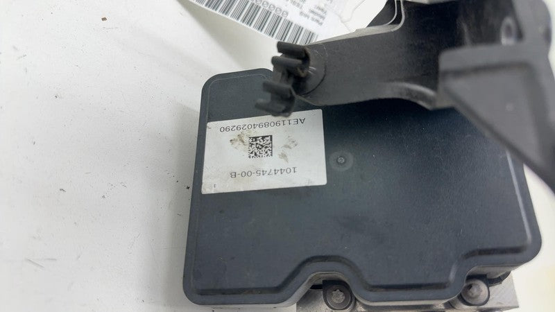 ⭕ 17-23 Tesla Model 3 Anti-Lock Brake System ABS Pump Module Unit 1044