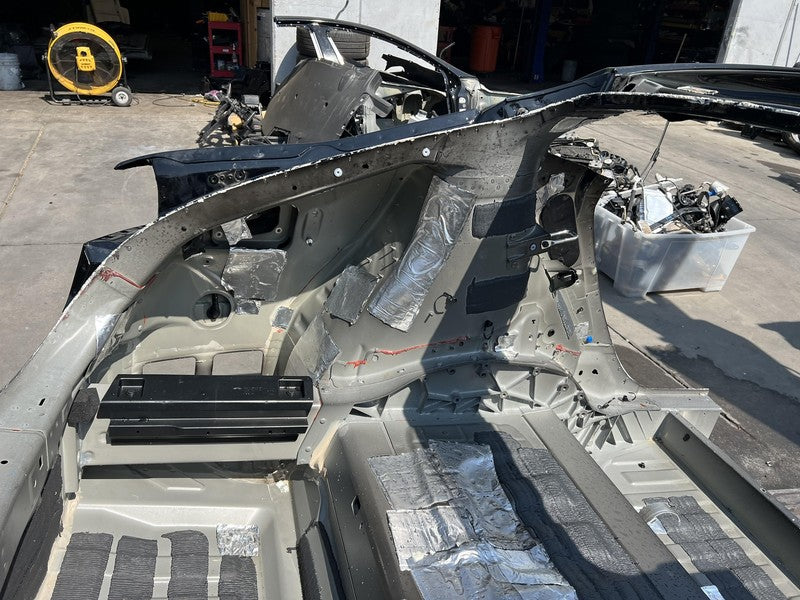 ⭕ 2016-2020 Tesla Model S Rear End Panel Structural Frame Cutout Assy Black PBSB