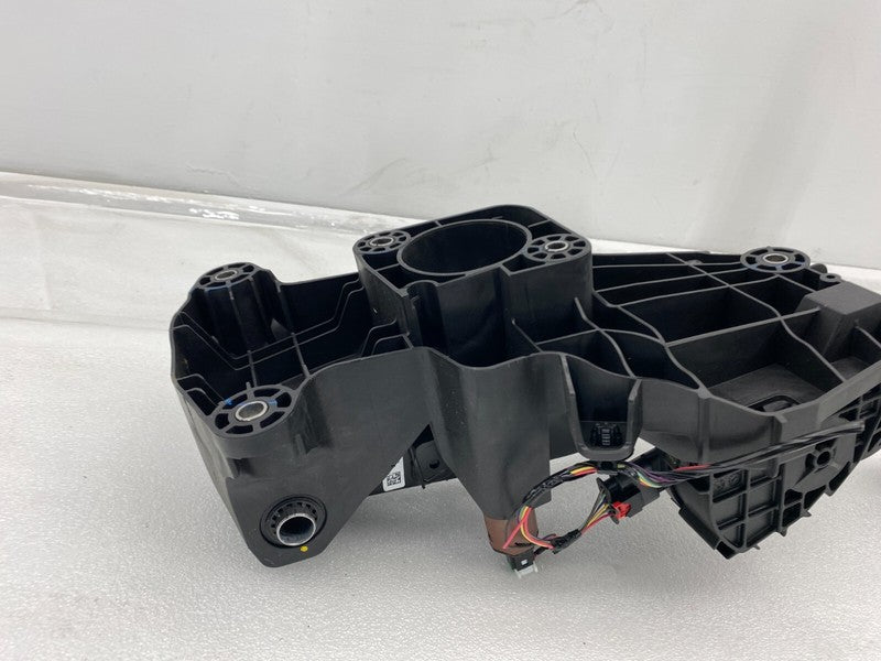 ⭕ 2020-2024 Tesla Model Y Accelerator and Brake Pedal Pad Assembly 118