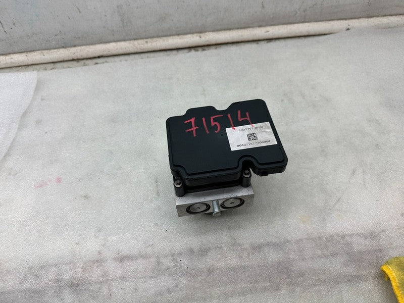 103779700D ⭕ 12-20 Model S Anti-Lock ABS Brake Pump Hydraulic Control Module 1037797-00-D