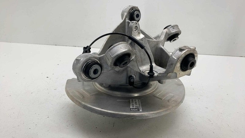 ⭕ 20-24 Tesla Model Y Rear Right Spindle Knuckle Hub & Dust Shield 118