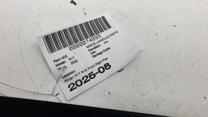 PT00015998 H ⭕ 22-24 R1T R1S Front Right Exterior A-Pillar Trim Applique Molding PT00015998-H