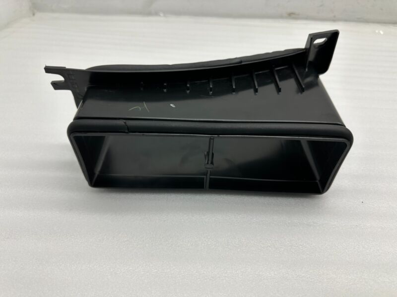 104621100E 2016-2020 Tesla Model S X Air Conditioning HVAC Intake Duct Adapter Housing Assy