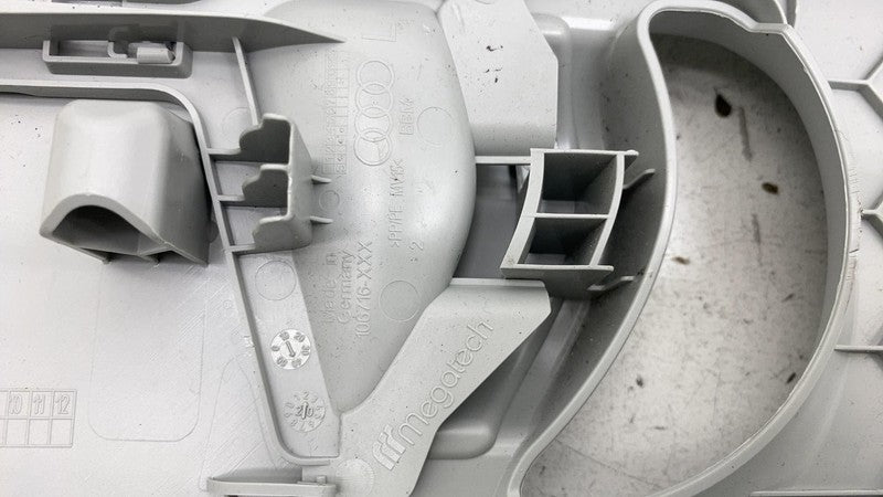 4KE867243B 19-23 Audi E-Tron Left Upper B-Pillar Trim Panel Cover w/ Vent Grille 4KE867243B