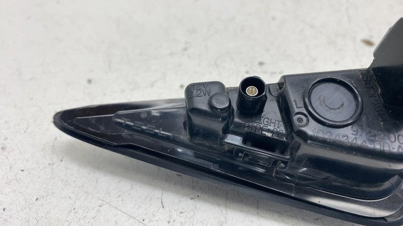 ⭕ 16-20 Model S MS Front Left Fender Camera Turn Signal Side Marker 10