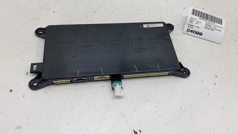 104390000C ⭕ 2016-2020 Tesla Model X Rear Body Chassis Control Module BCM TSTD 1043900-00-C