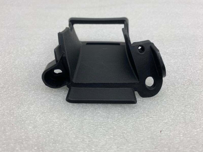 1043931 00 D 2016-2020 Tesla Model X MX Front Driver Side Foglamp Upper Air Duct Left LH Assy