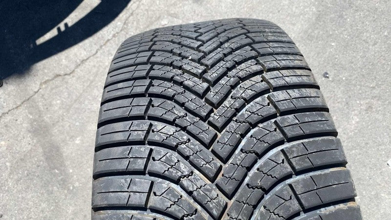 ⭕ Goodyear Assurance WeatherReady 2 Tire 255/45R19