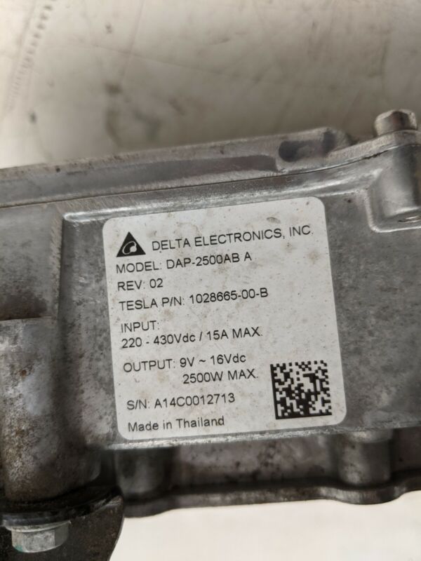 2012-2016 Tesla Model S MS DC-DC Converter Unit Module 2500W 15A-Max DAP-2500ABA