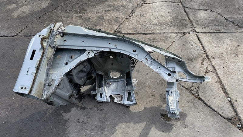 2011-2014 Porsche Cayenne Front Passenger Side Structural Apron Cutout Right RH