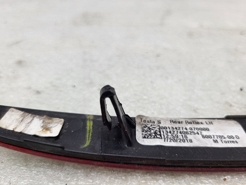 ⭕ 12-20 Model S Rear Driver Side Bumper Light Reflector Lamp Left 6007