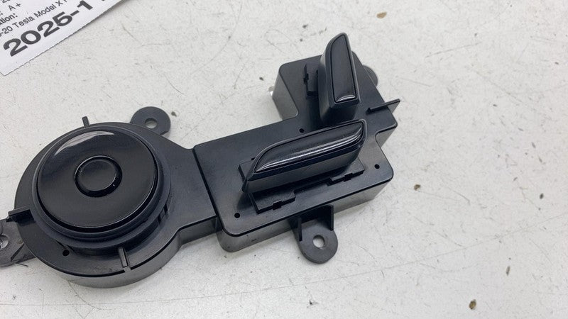 ⭕ 2016-2020 Tesla Model X Front Left 1st Row Seat Control Switch LH 10