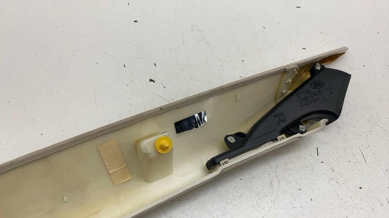 ⭕ 14-22 Range Rover Sport Front Right Windshield A-Pillar Trim RH DK62