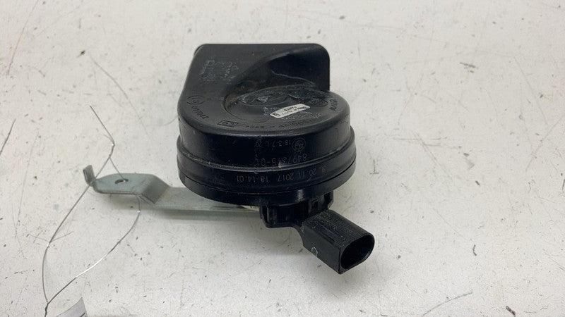 8497395 ⭕ 2014-2021 BMW i3 I01 Hybrid Low Pitch Tone Horn Sound Signal Black OEM 8497395