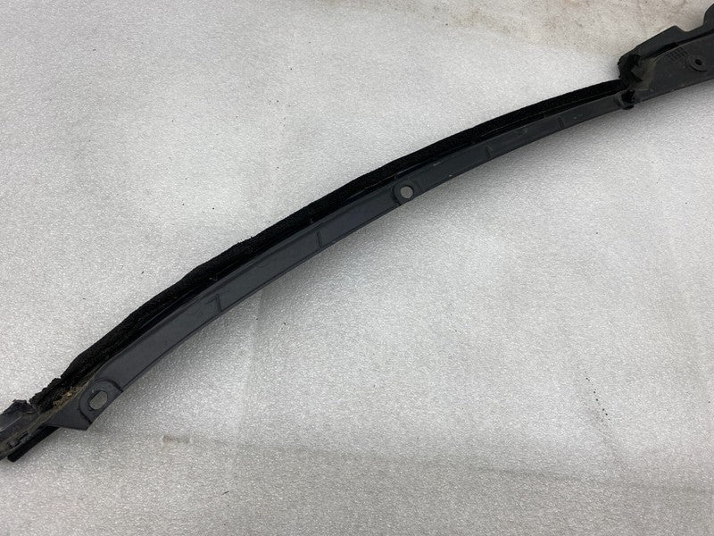 1041594 00 C ⭕ 16-20 Tesla Model X Rear Passenger Door Pinch Sensor Lower Front 1041594-00-C
