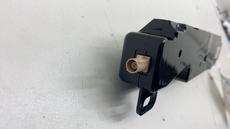 158560100E ⭕ 2020-2024 Tesla Model Y MY WiFi Bluetooth Antenna Control Module 1585601-00-E