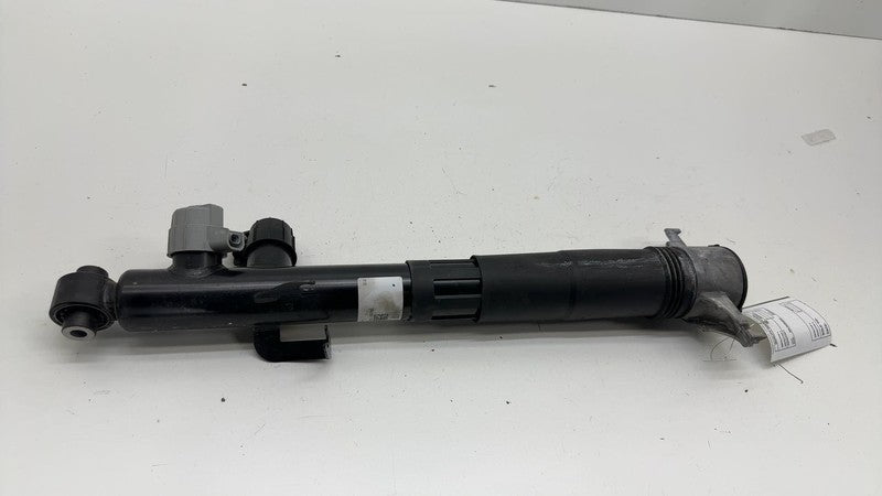 9Y0 513 028 F ⭕2024-2025 Porsche Cayenne Rear Right Suspension Shock Strut Absorber 9Y0513028F