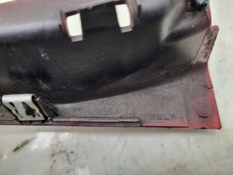 1012217 00 F ⭕12-23 Tesla Model S Passenger Side Skirt Molding Scuff Plate Right 1012217-00-F